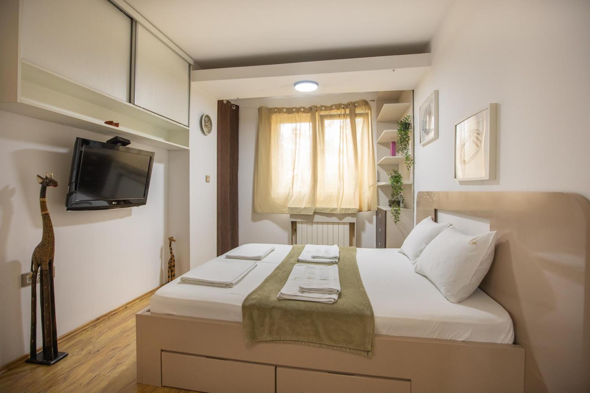 4 Rooms Apartments Ni Exterior foto