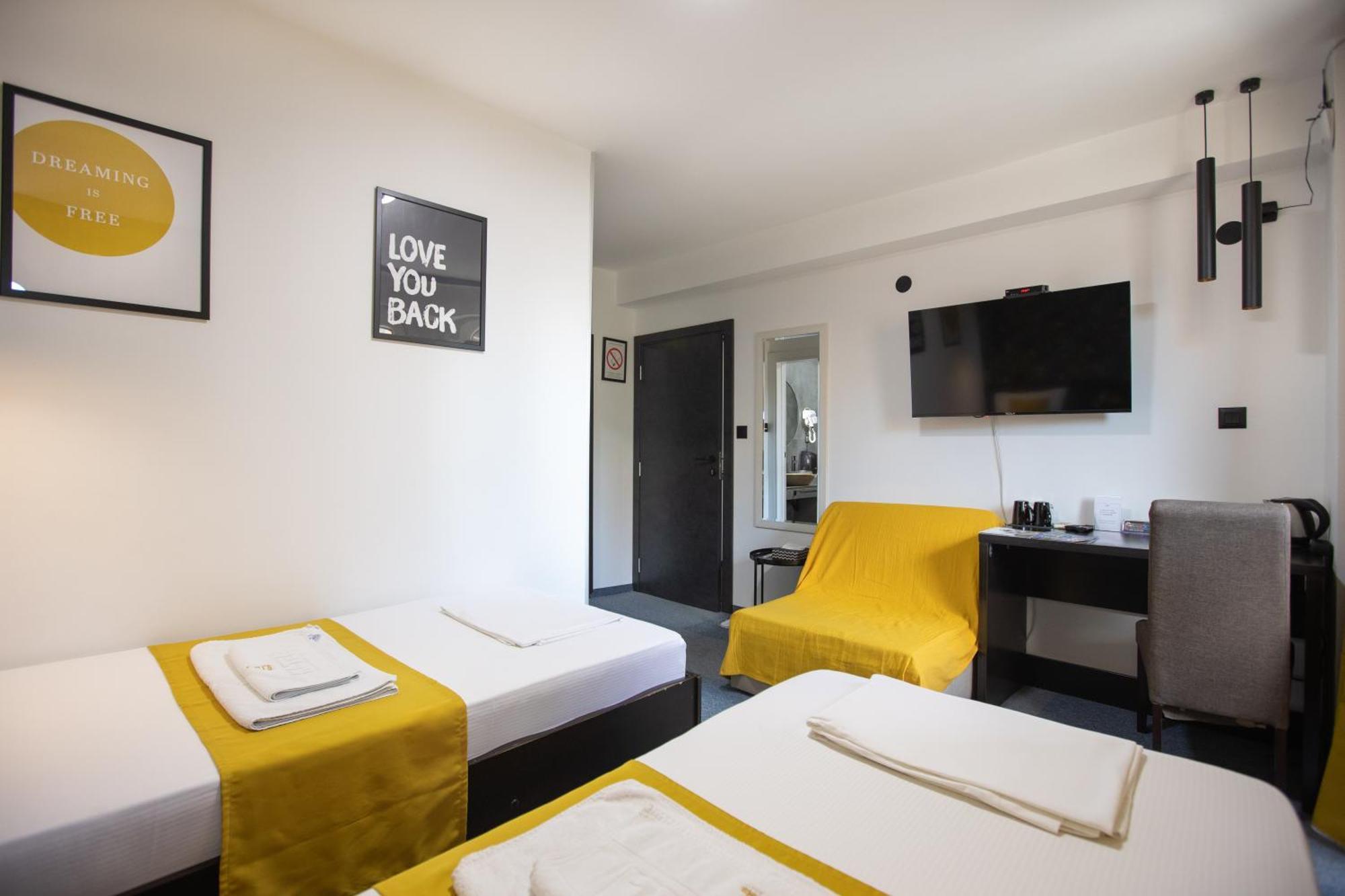 4 Rooms Apartments Ni Exterior foto