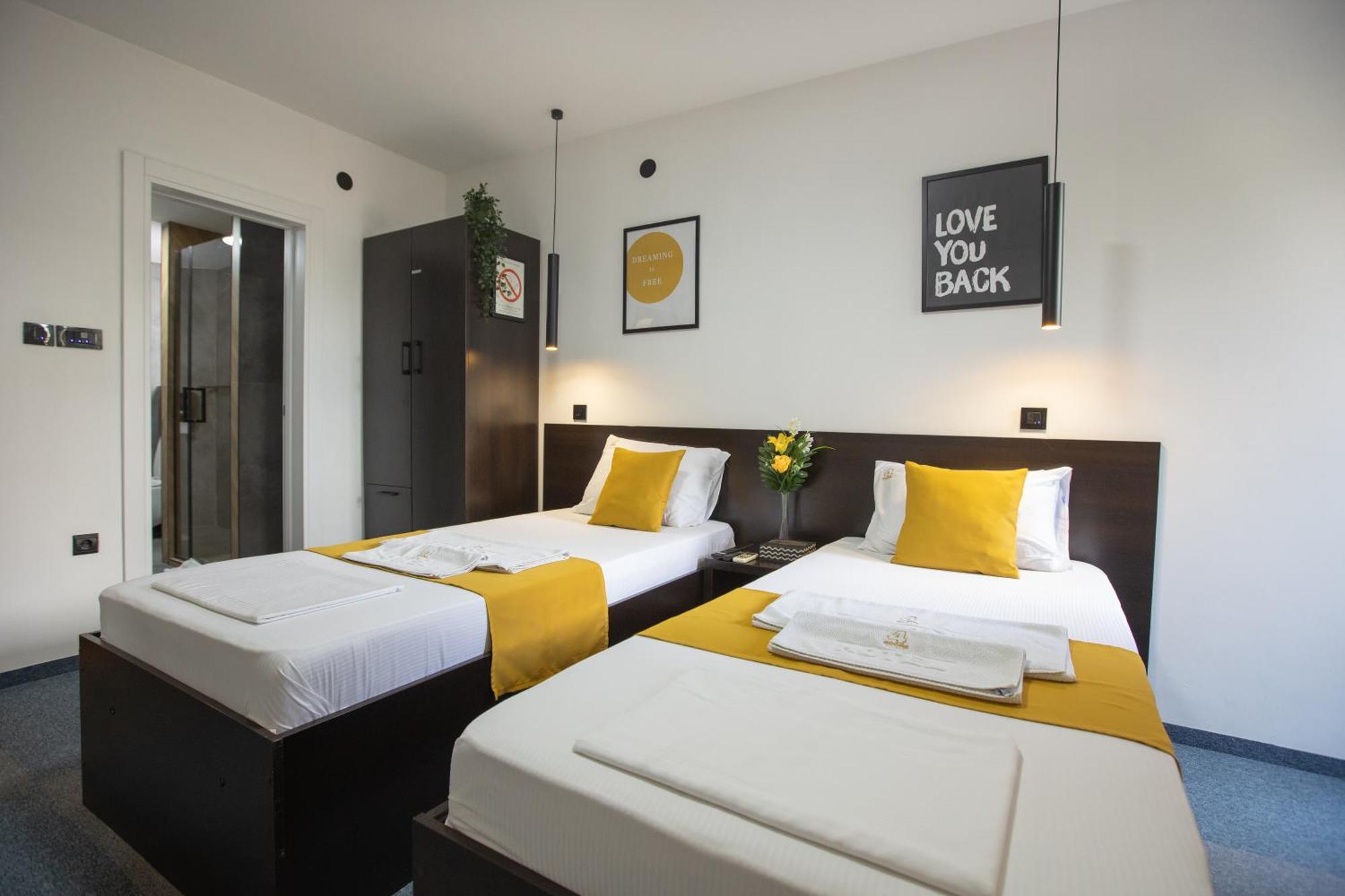 4 Rooms Apartments Ni Exterior foto